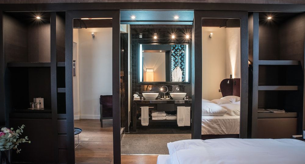 CoolRooms Palacio Villapanés 5 GL Deluxe Room 8