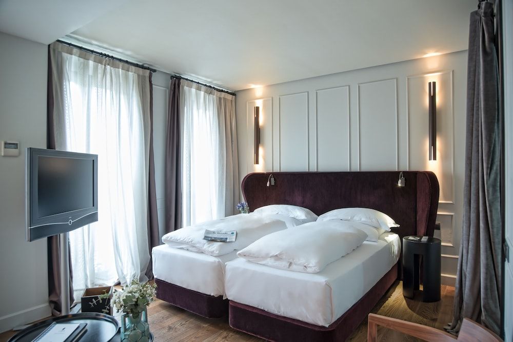 CoolRooms Palacio Villapanés 5 GL Deluxe Room 2