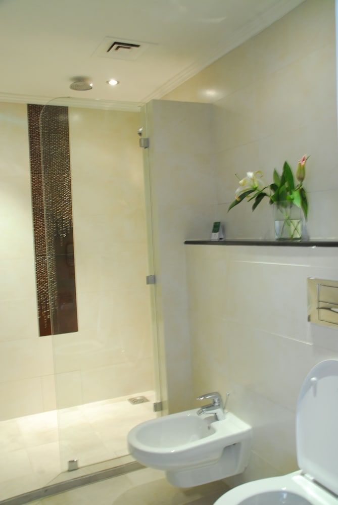 undefined Ole Sereni 8