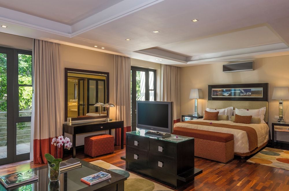 No5 Boutique Art Hotel by Mantis Business Suite, 1 Double Bed 5