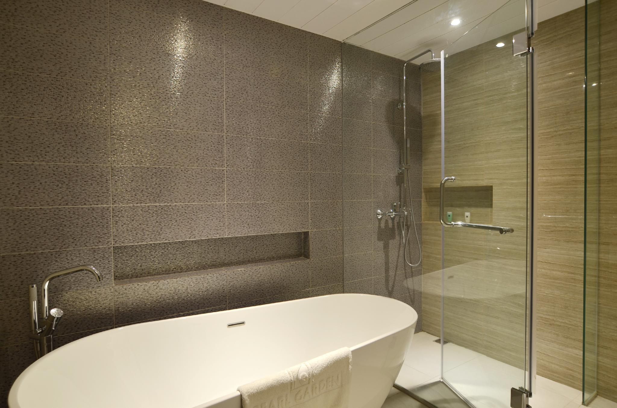 undefined Pearl Garden Hotel 9