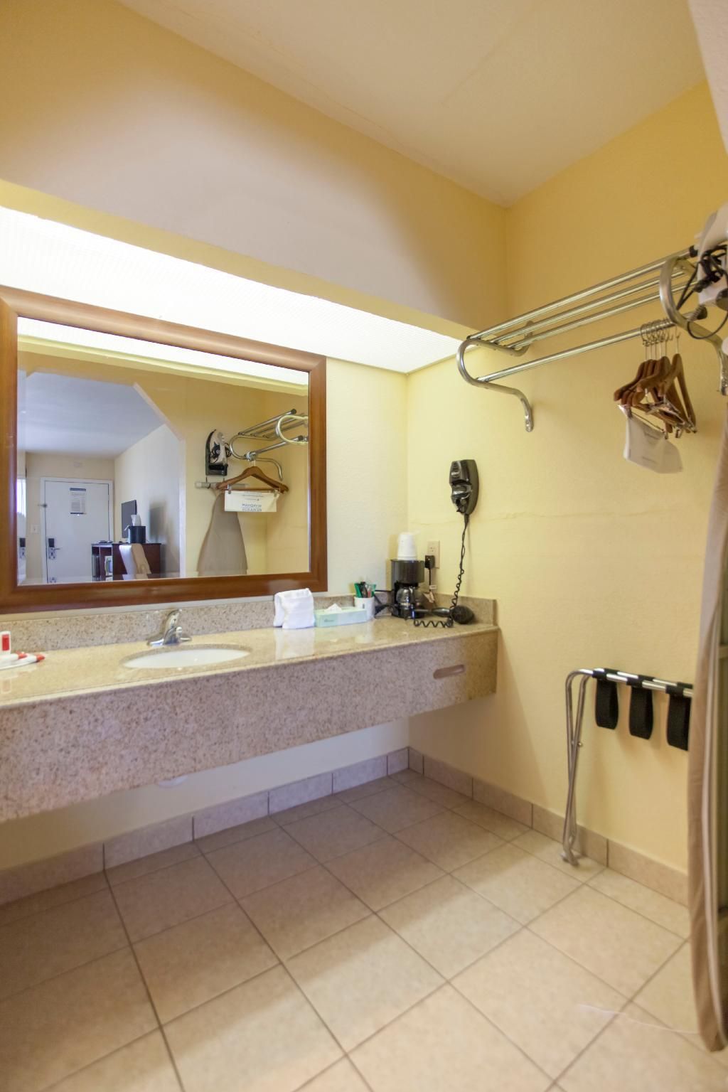 2 Double Beds Smoking