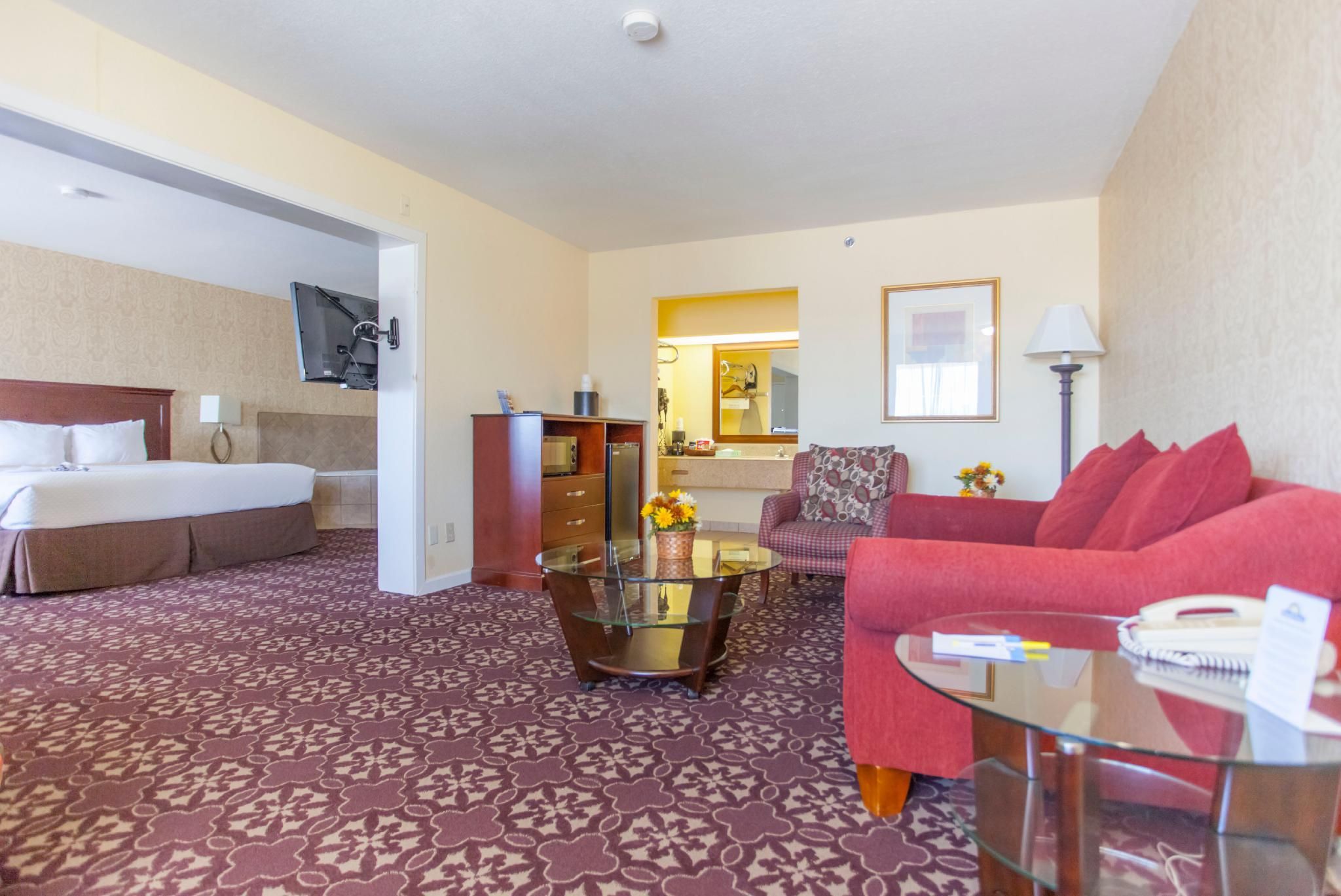 King Bed Suite Non-Smoking