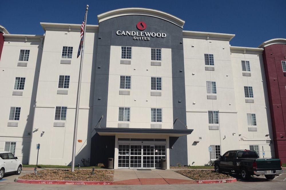 undefined Candlewood Suites Houston I-10 East by IHG 9