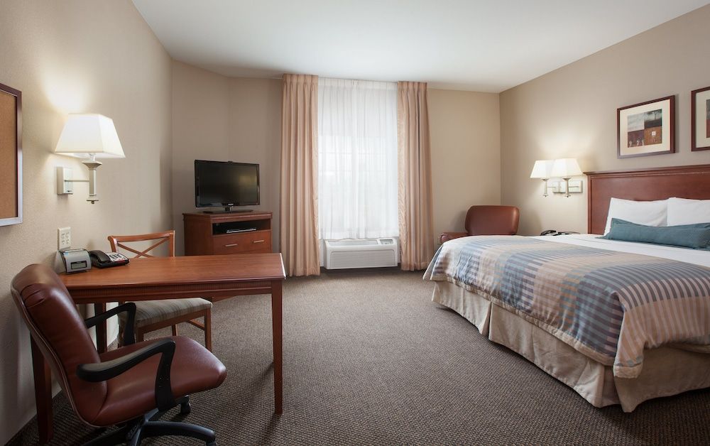undefined Candlewood Suites Houston I-10 East by IHG 2