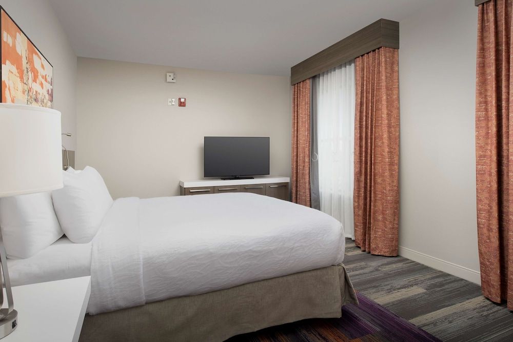Room, 1 Bedroom, Accessible, Bathtub (Mobility & Hearing)