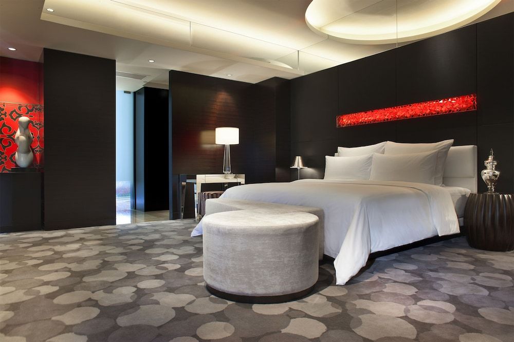 Presidential Suite, 1 King Bed, Balcony
