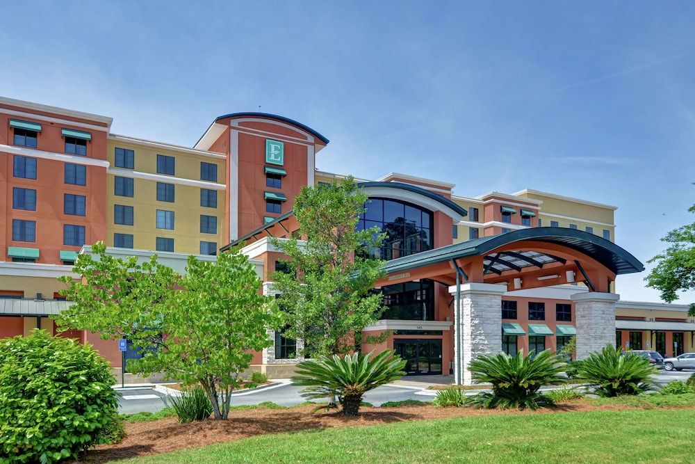undefined Embassy Suites by Hilton Savannah Airport 6