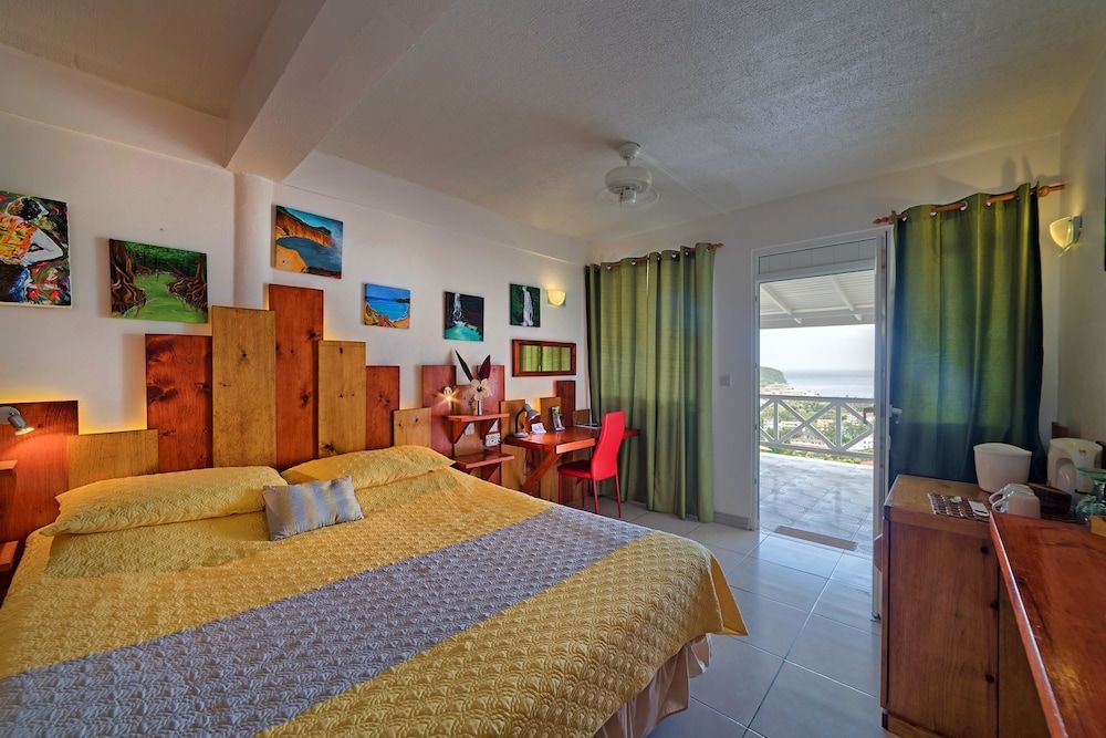 The Champs Superior Room, 1 King Bed, Sea View 2