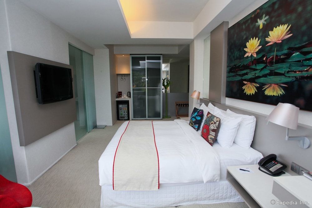 D'Hotel Singapore managed by The Ascott Limited Deluxe Room, 1 King Bed 3