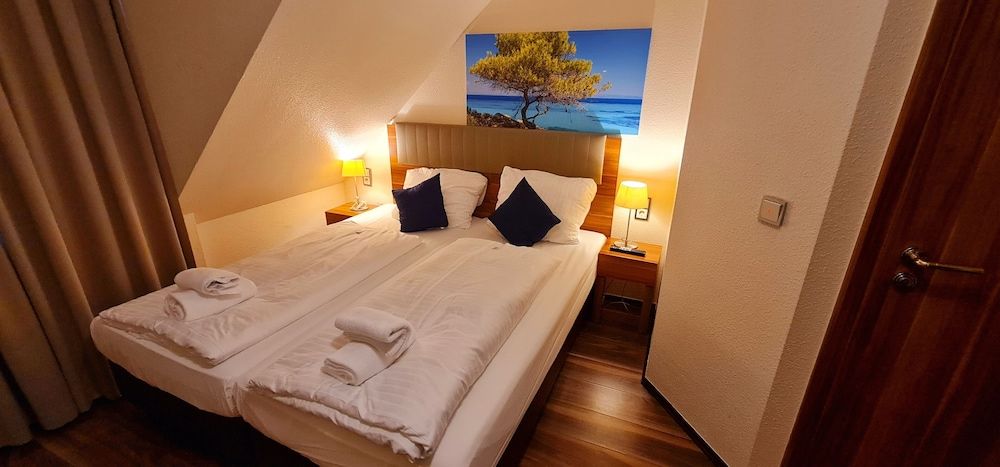 Exclusive Triple Room