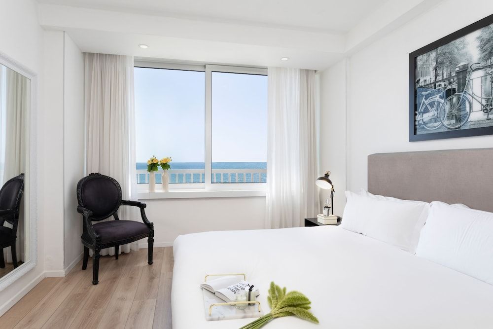undefined Sea Executive Suites 7
