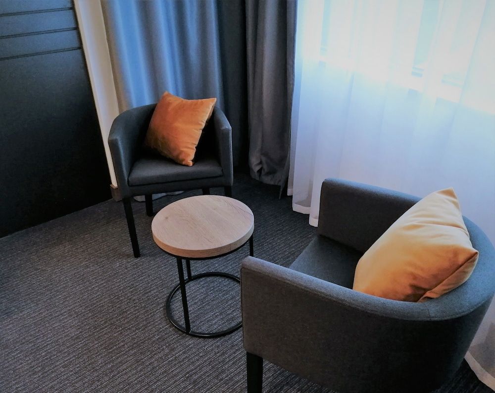 Hotel Aristos Comfort Double or Twin Room 8