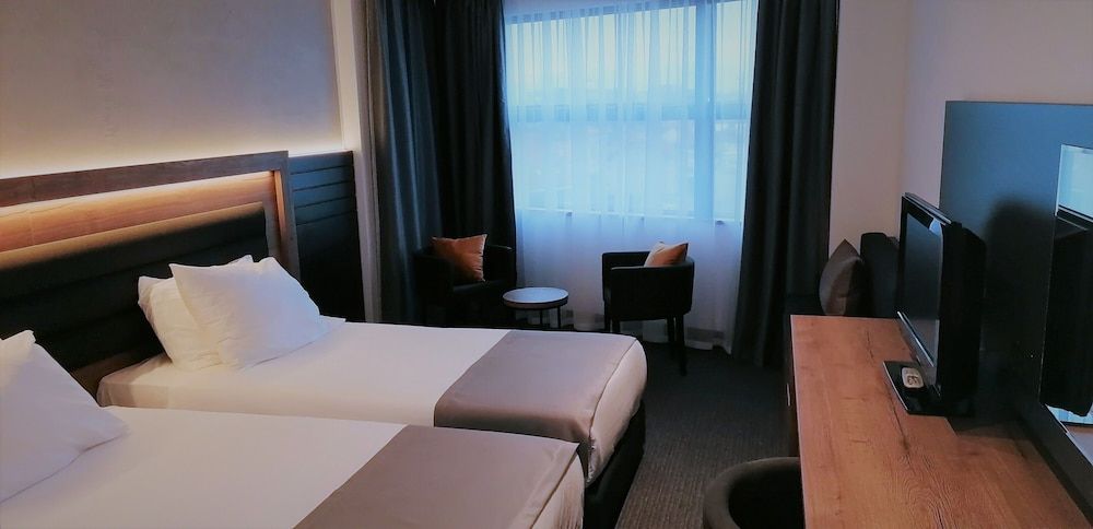 Hotel Aristos Comfort Double or Twin Room 4