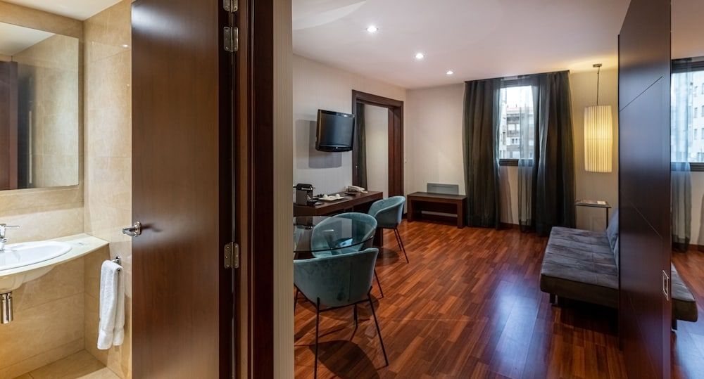 Hotel Gran Ultonia Executive Suite, 1 King Bed 4