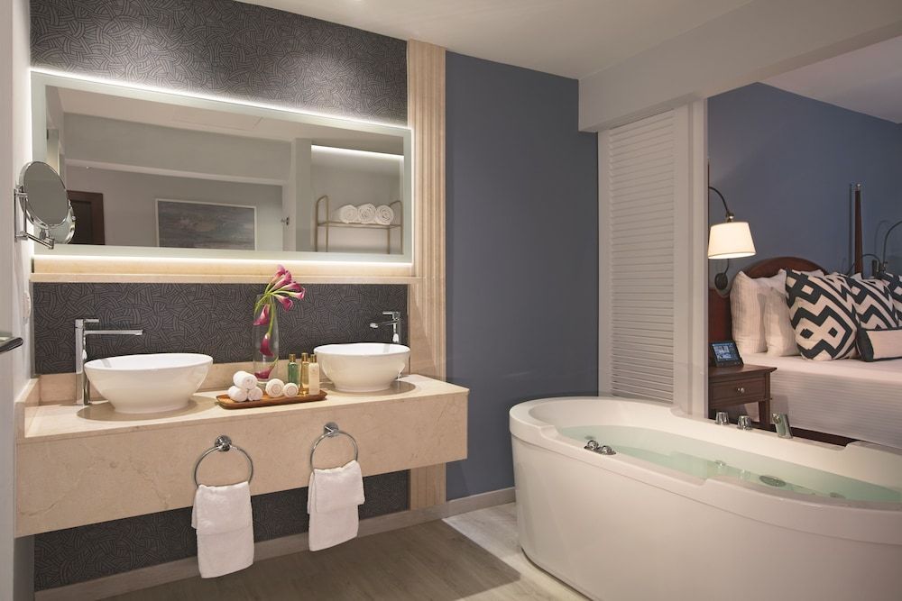 Preferred Club Junior Suite Ocean View Double