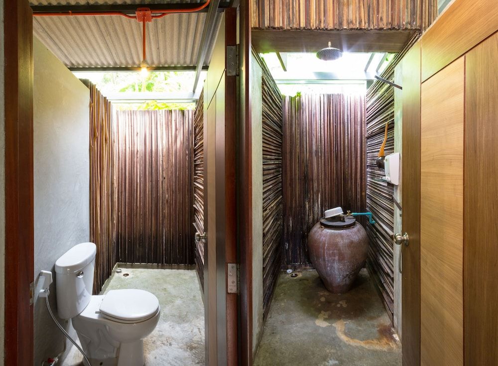 Mida Resort Kanchanaburi Tent River View 5