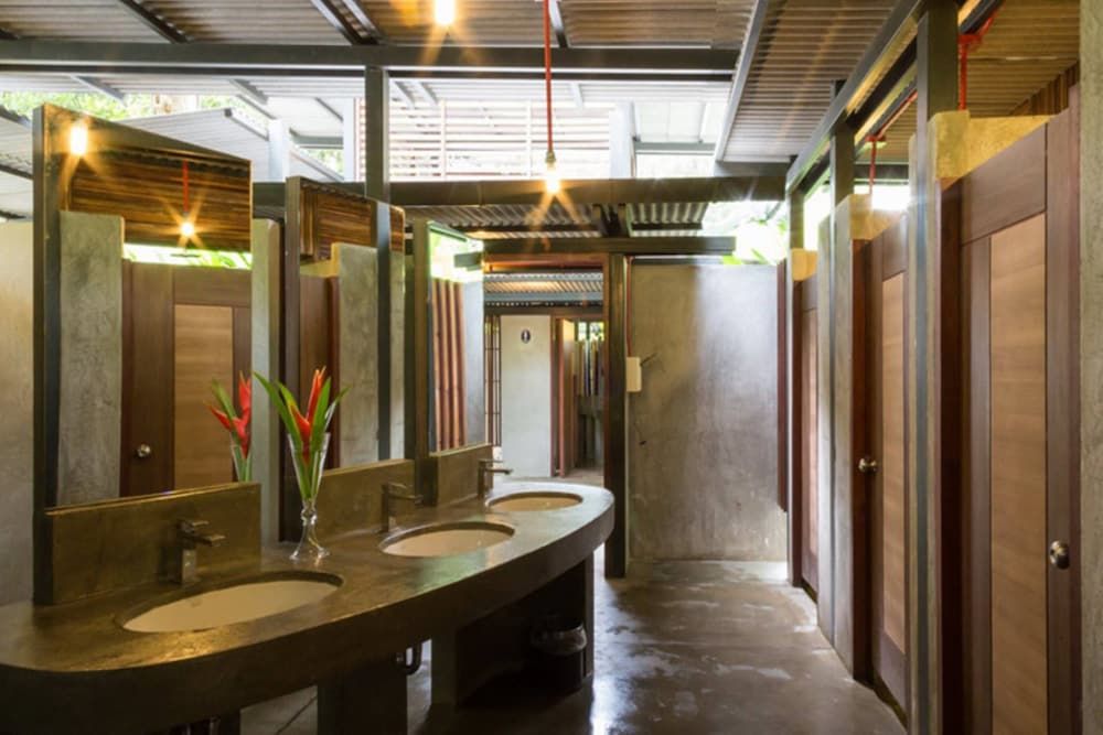 Mida Resort Kanchanaburi Tent River View 4