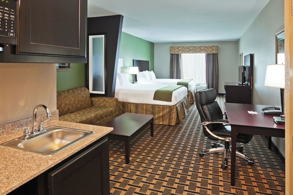 Suite, 1 King Bed