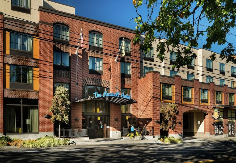 undefined Staypineapple, The Maxwell Hotel, Seattle Center Seattle 3