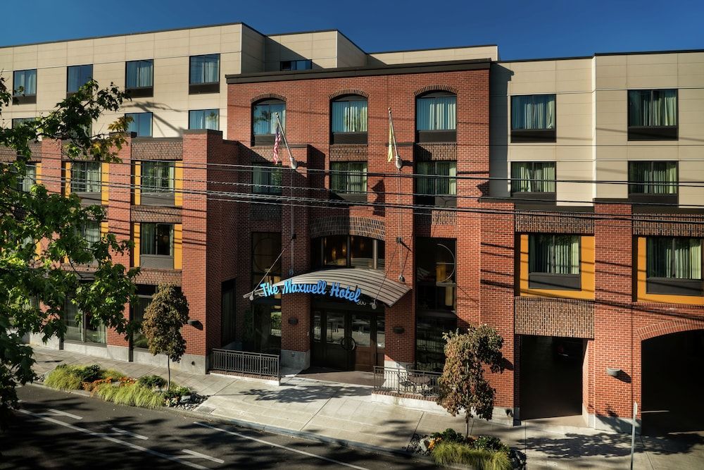 undefined Staypineapple, The Maxwell Hotel, Seattle Center Seattle 4
