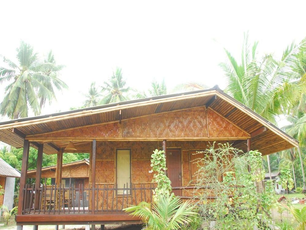 Bungalow, Garden Area