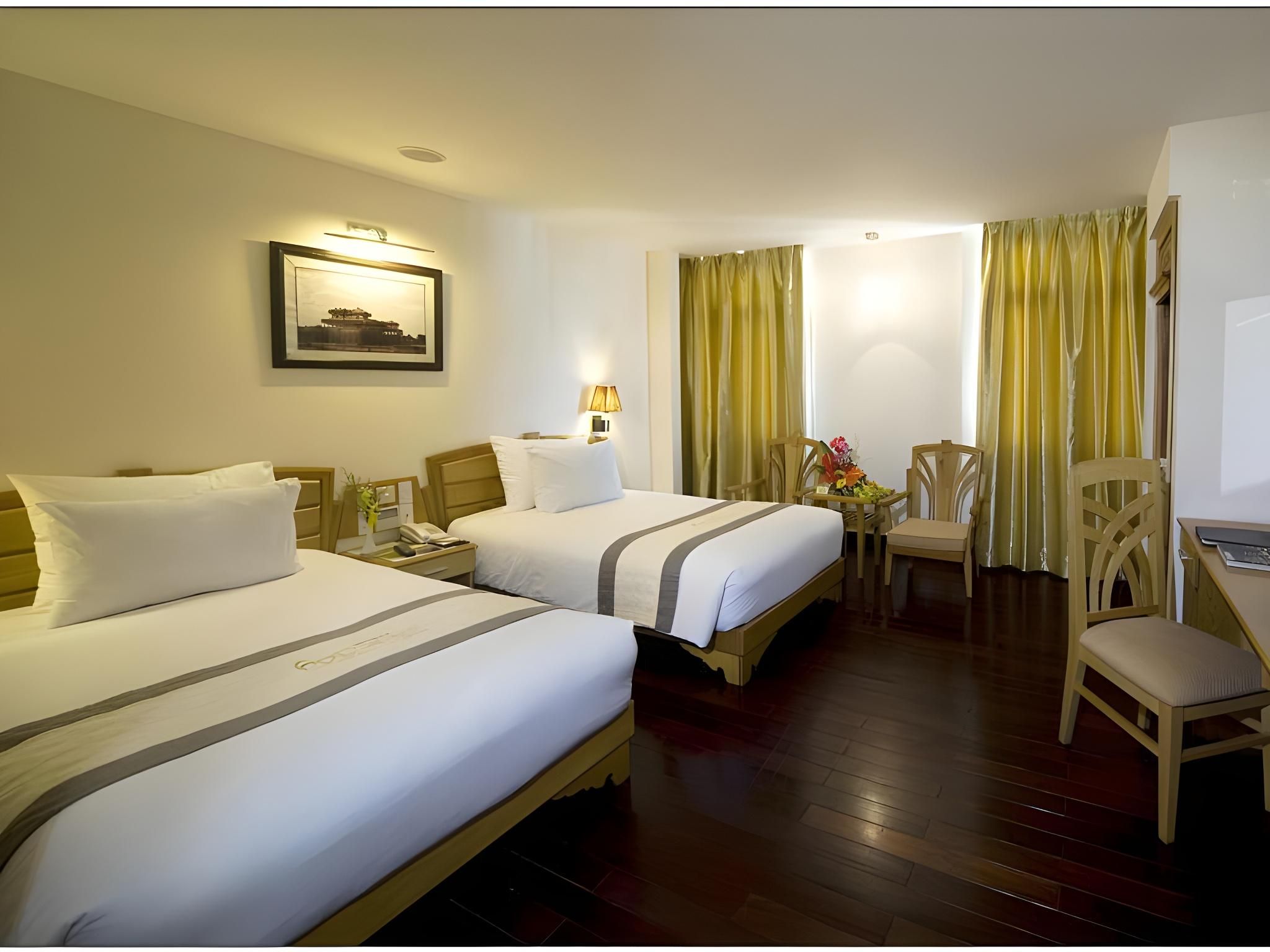 Deluxe Double or Twin Bed