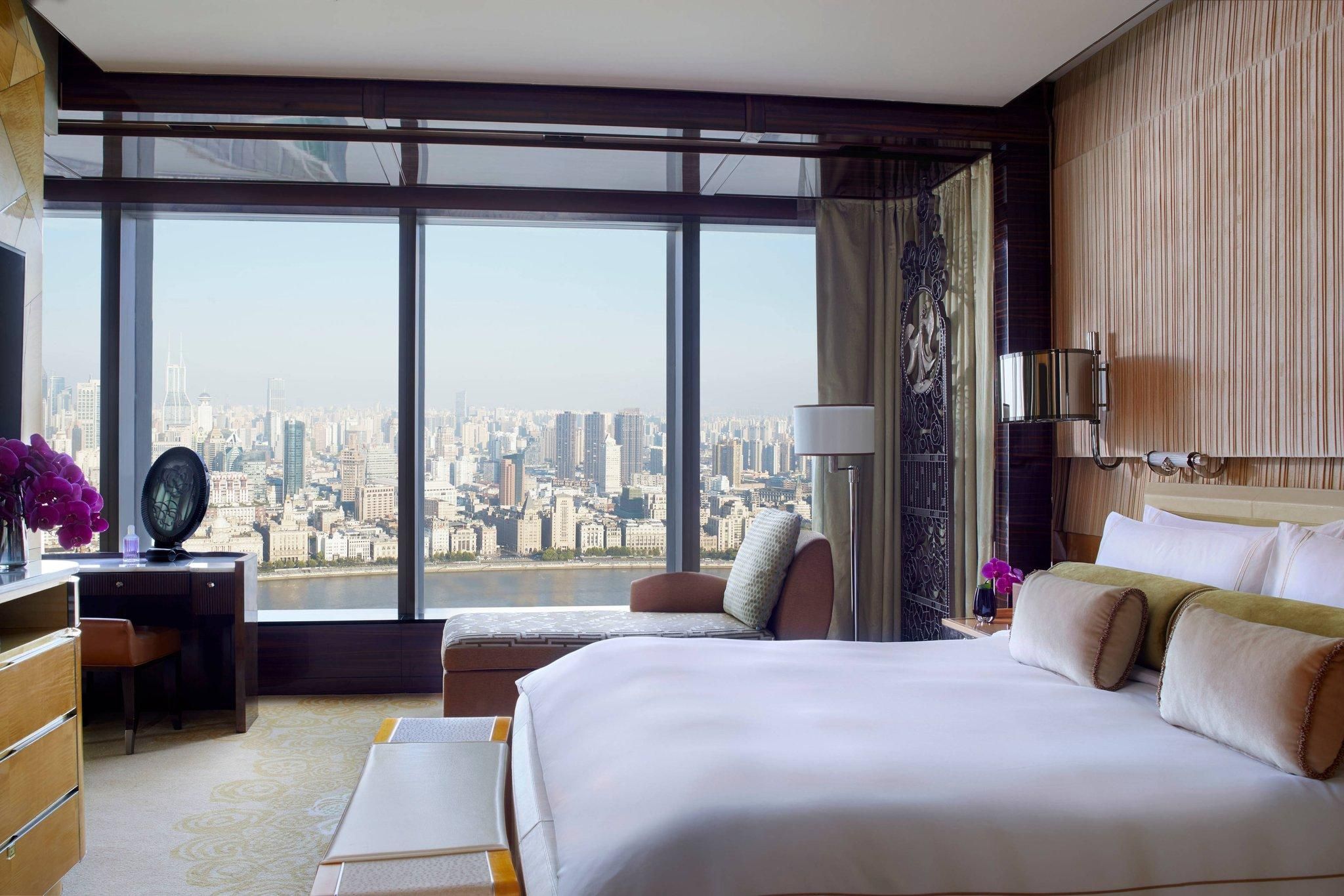 suite, 1 king, the bund view