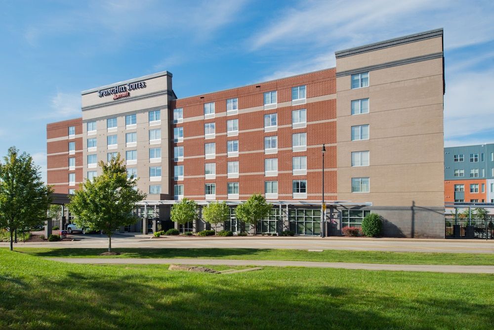 undefined SpringHill Suites by Marriott Pittsburgh Southside Works 3