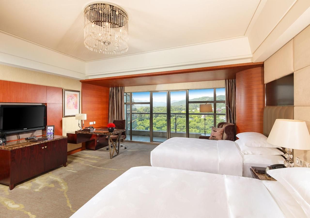 Mountain View Twin Room