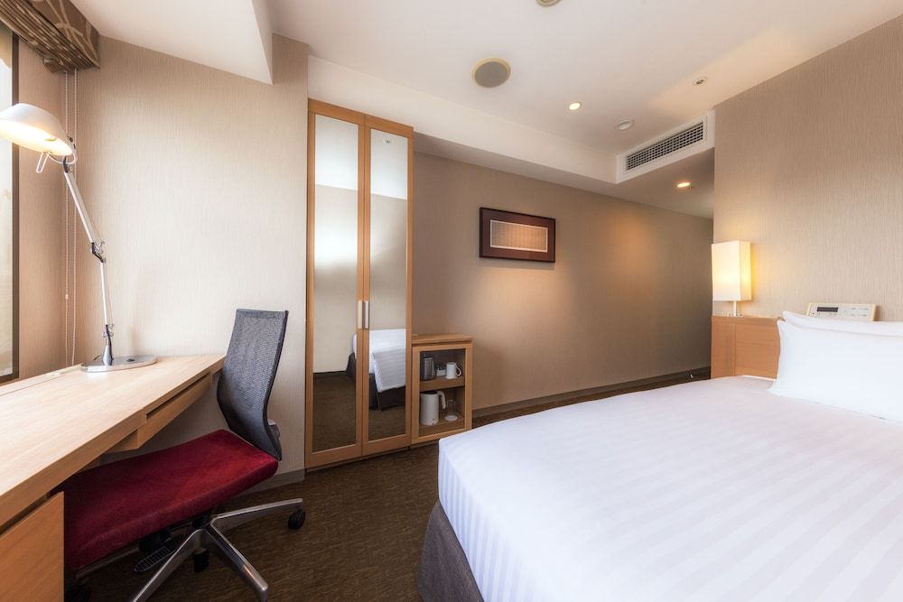 Standard Single Room, Smoking