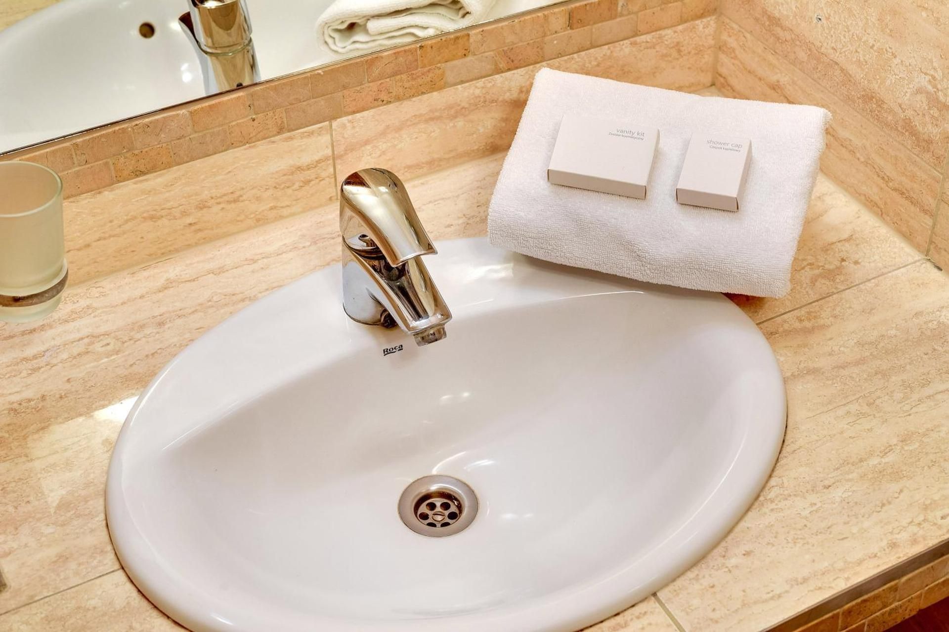 undefined Amber Hotel 7