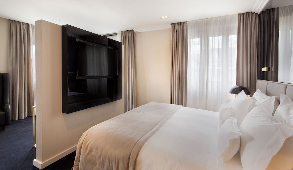 Suite (Rossio Square View)
