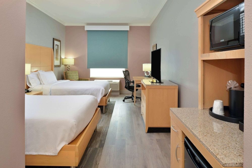Room, 2 Queen Beds