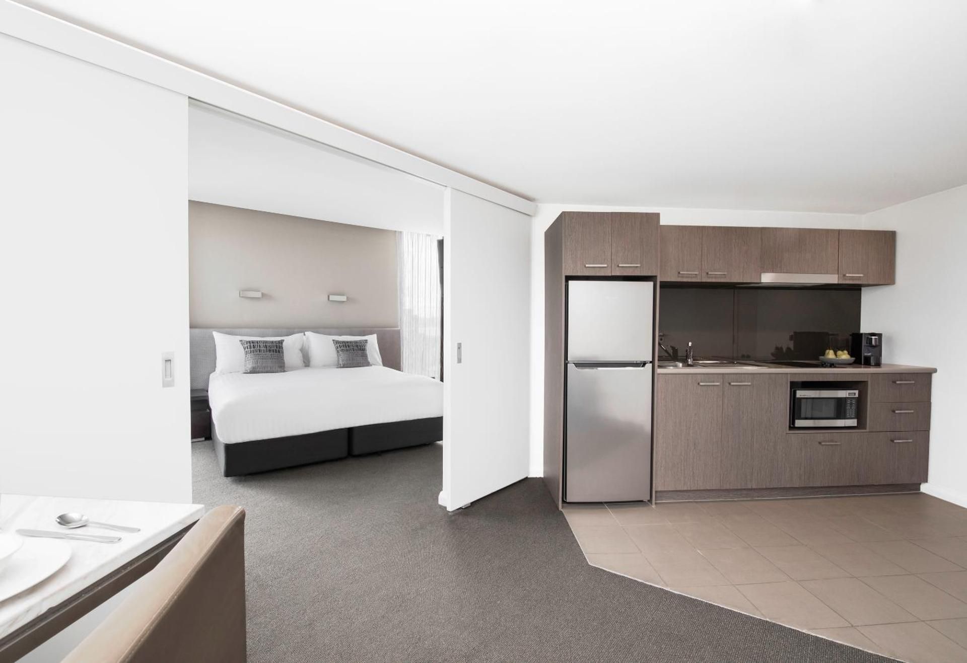 Mantra on Collins Hobart 1 Bedroom Executive Apartment 3
