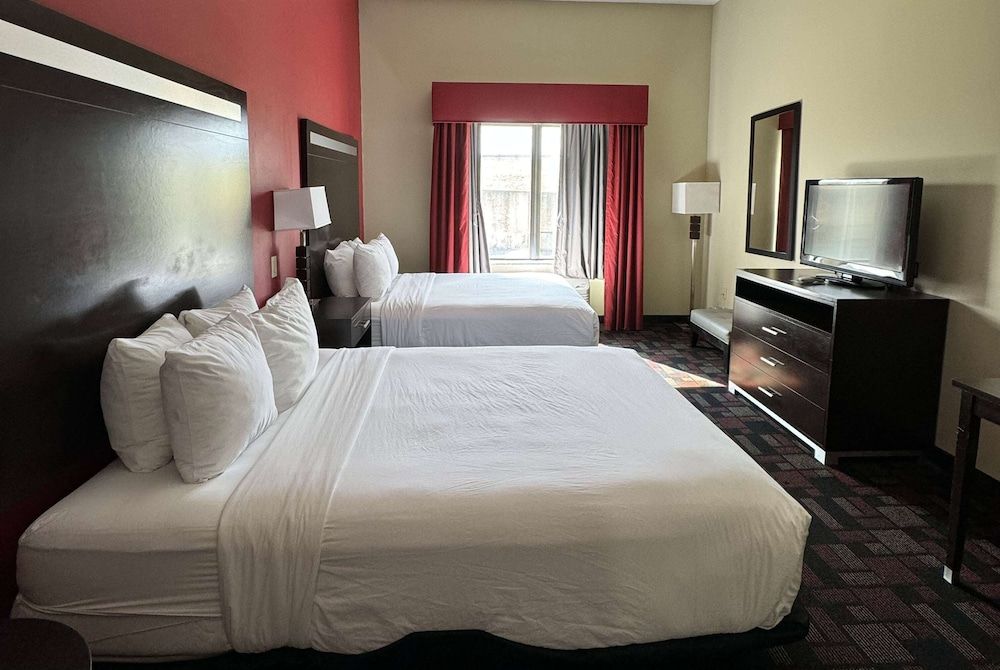 Room, 2 Queen Beds, Accessible, Non Smoking (Mobility Accessible)