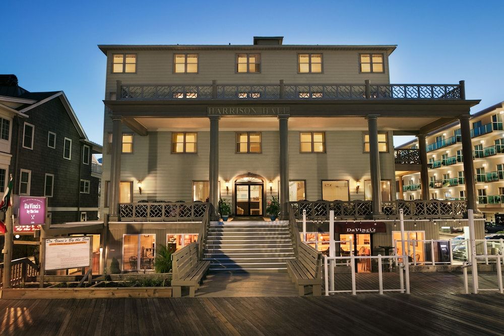 undefined Harrison Hall Hotel 9