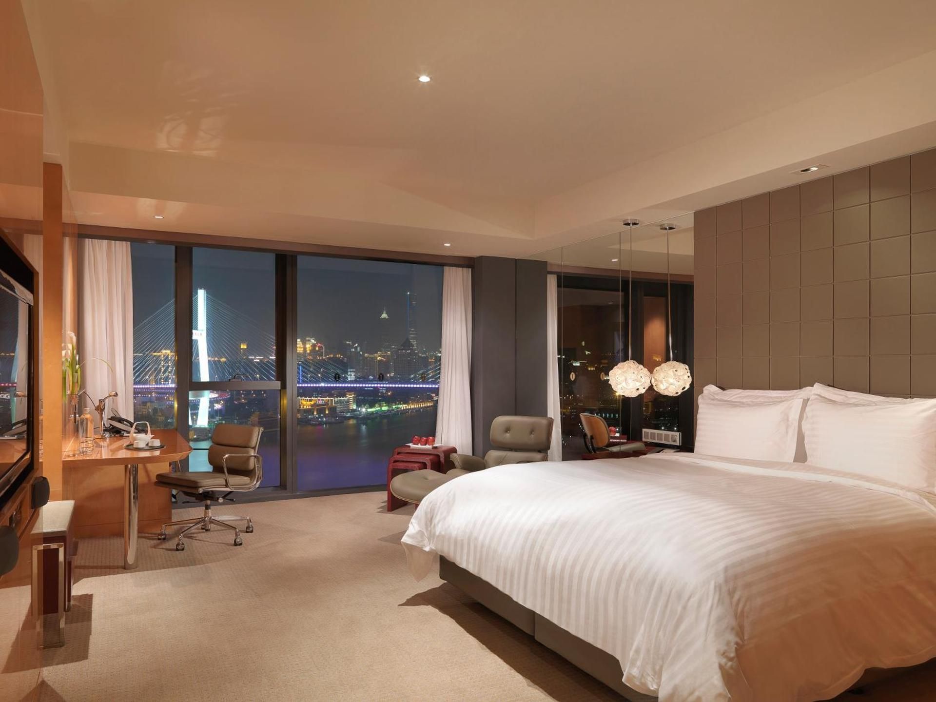 InterContinental Shanghai Expo By IHG Classic Room