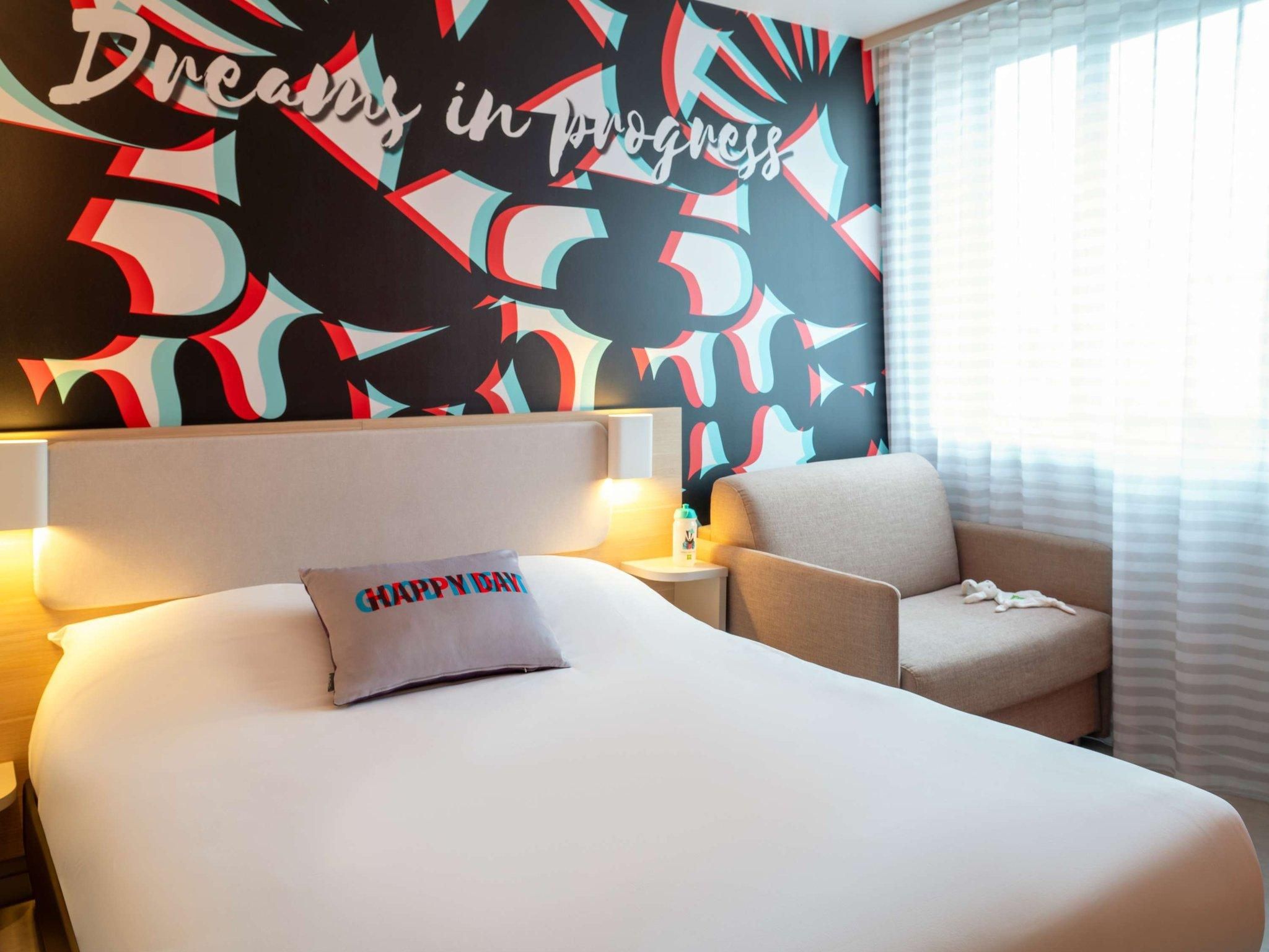 Standard room - 1 double bed and 1 sofa bed for 1 person