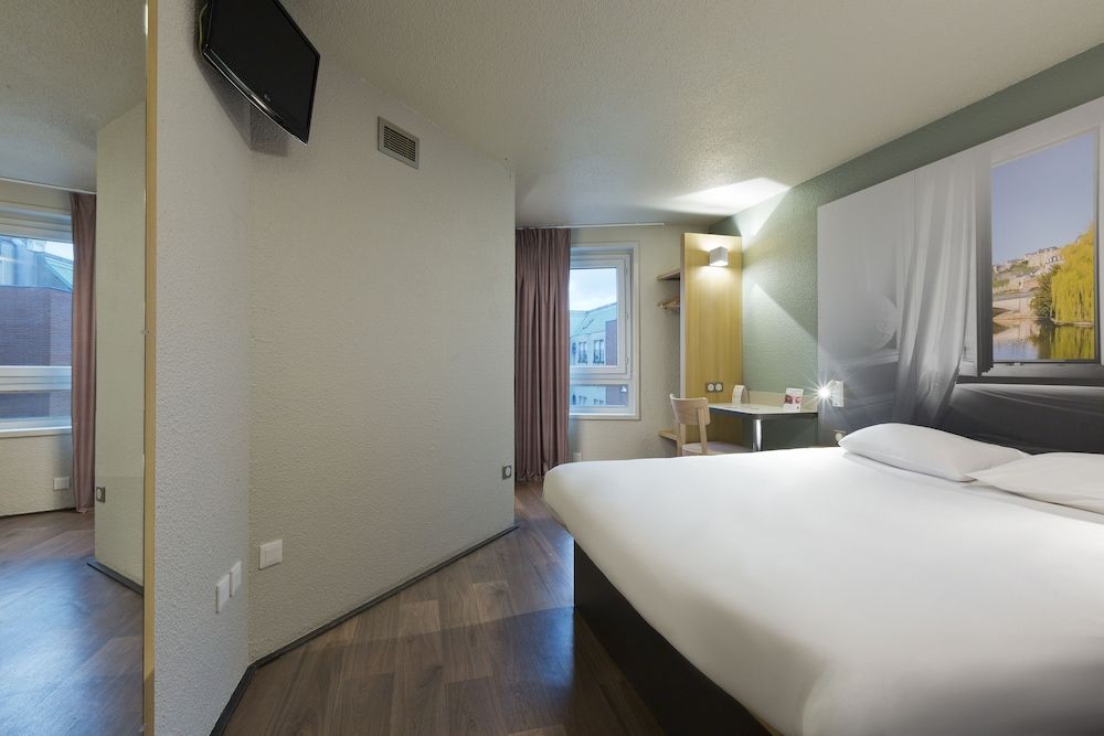 B&B HOTEL LE MANS Centre Double Room, Non Smoking 2