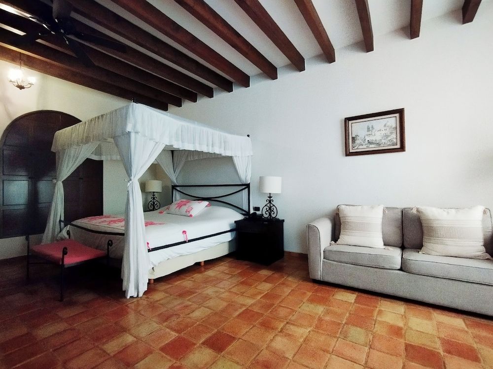Deluxe Room, 1 King Bed