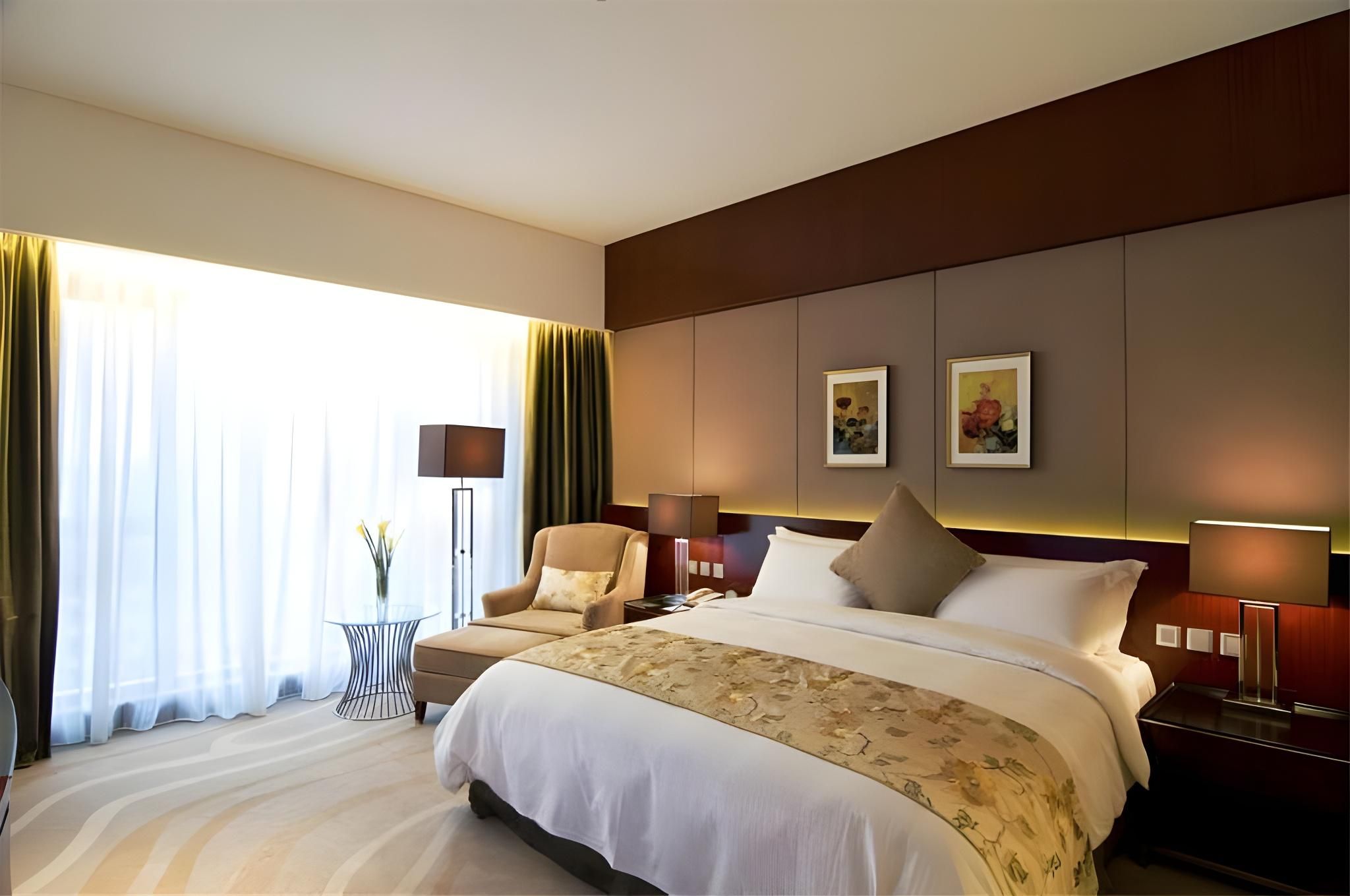 Superior King Bed