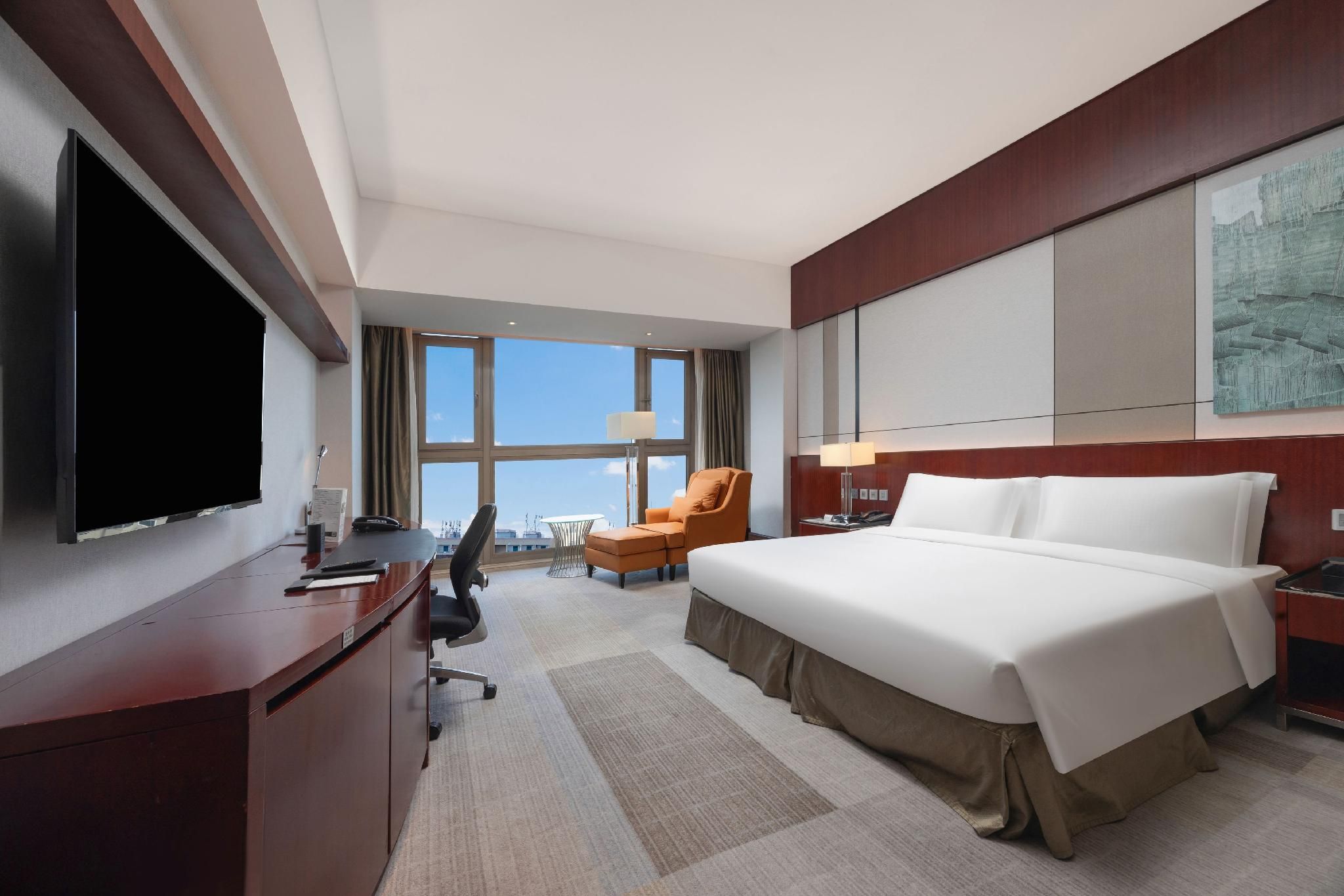 Deluxe King Bed