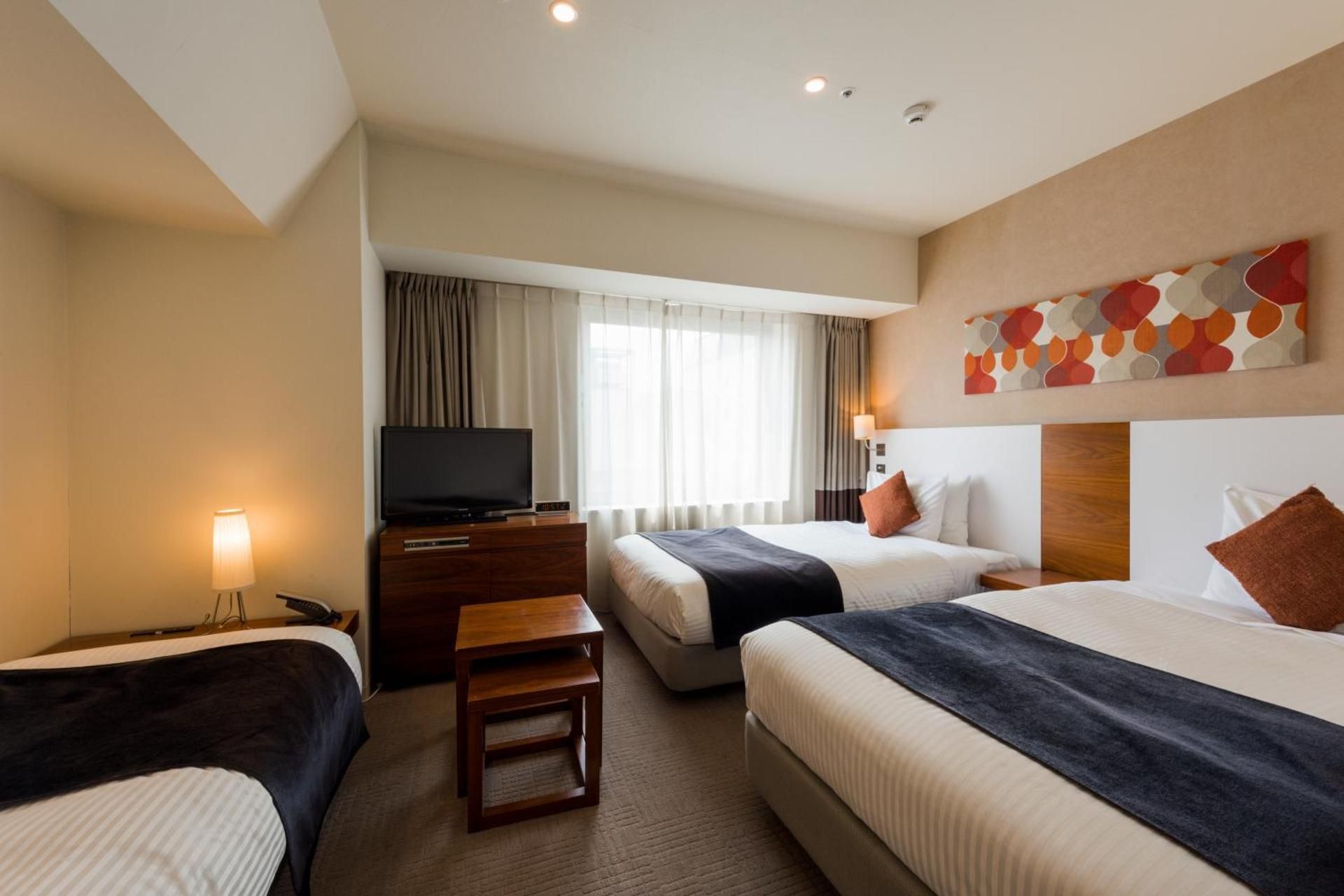 Family Twin Non-Smoking