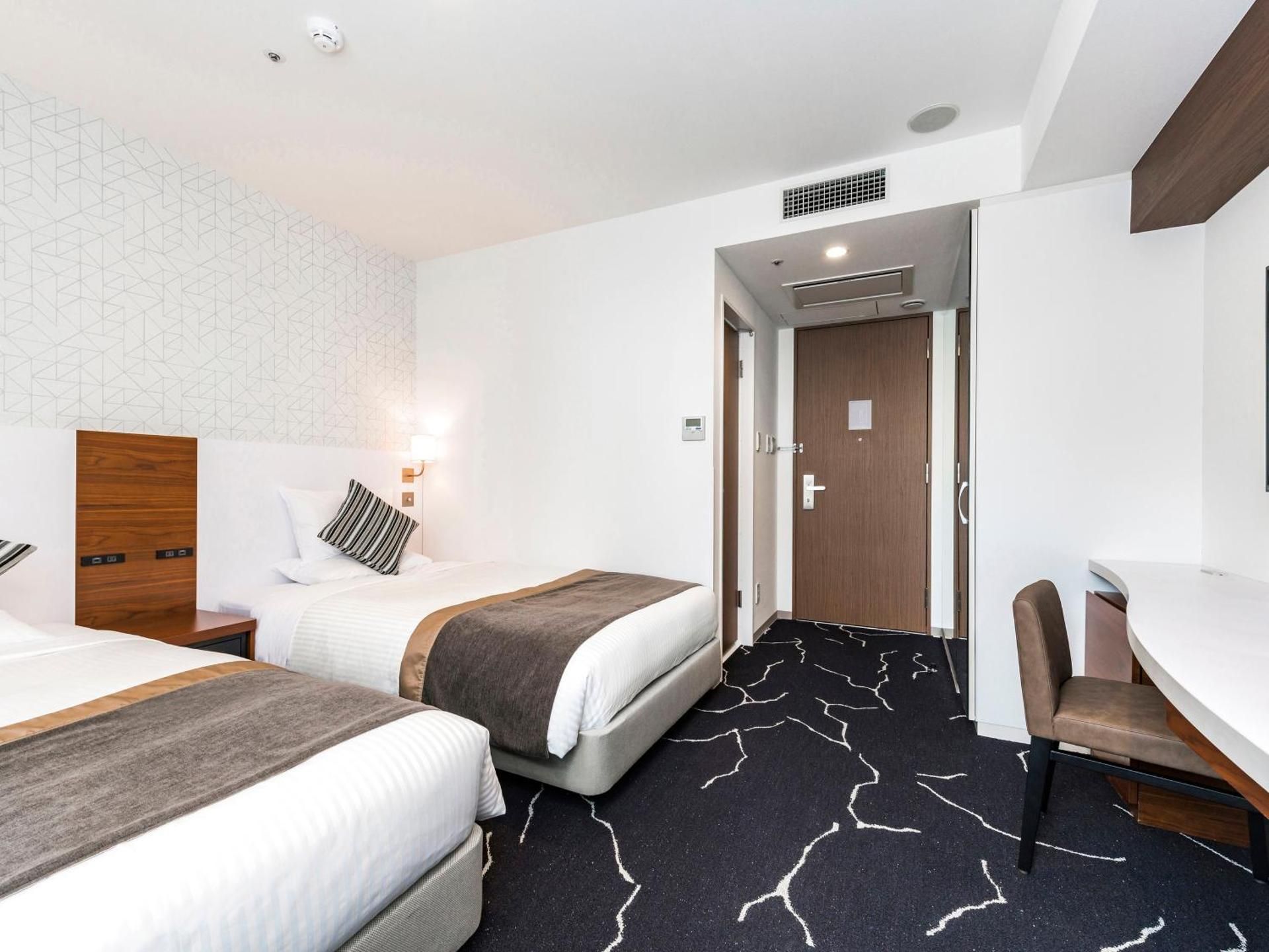 Superior Twin Room - Non-Smoking