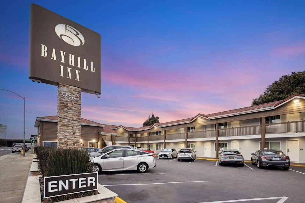 undefined Bayhill Inn 8