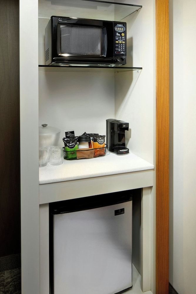 SpringHill Suites by Marriott Pittsburgh Bakery Square Studio, 1 King Bed (Trundle Bed) 7