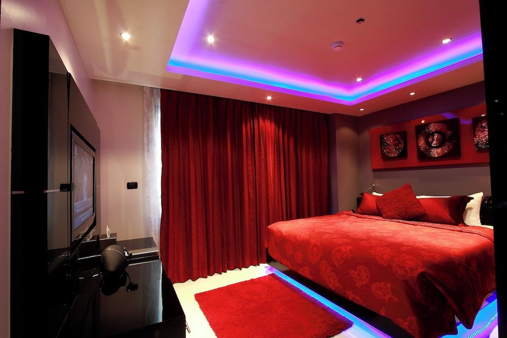 Absolute Bangla Suites Studio 5