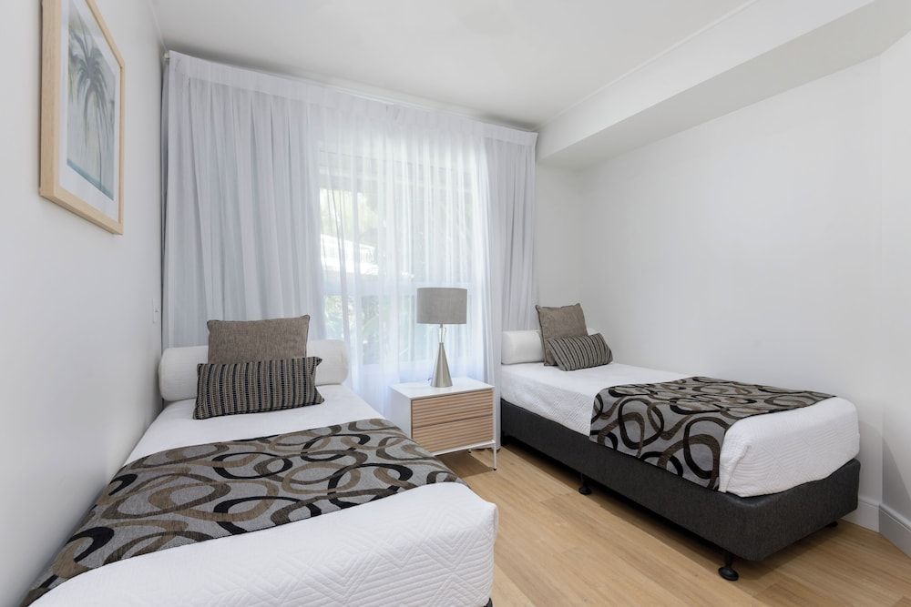 Mandalay Luxury Beachfront Apartments Executive Apartment, 3 Bedrooms 6