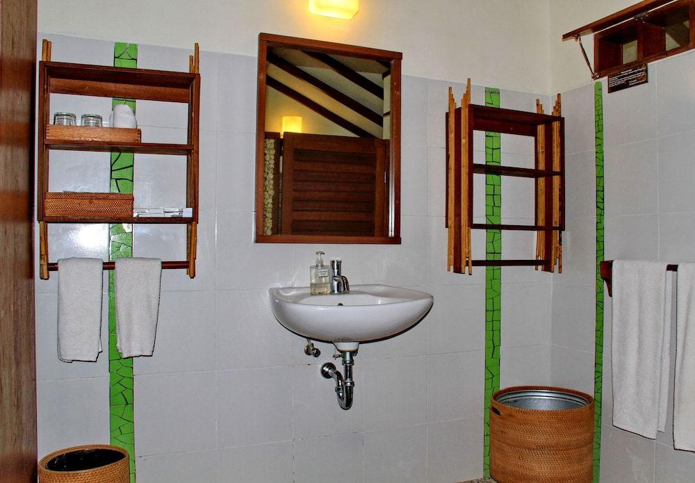 Cocotinos Manado a Boutique Dive Resort & Spa Superior Room, Garden View 5